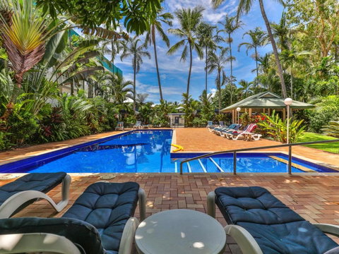 Beachfront Apartment Agincourt Clifton Beach - Accommodation in Bendigo 0