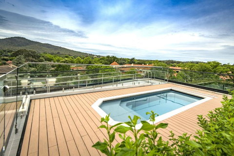 Reid City Escape Modern Stay In ACT - Accommodation in Bendigo 0