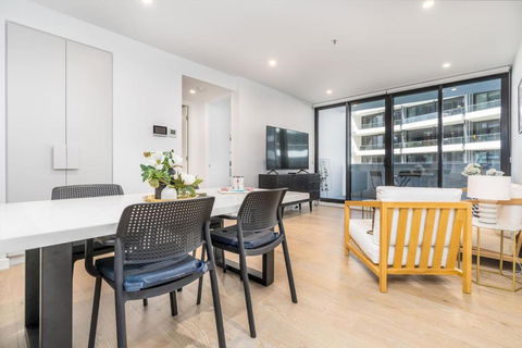 Restful Apt Near ANZAC Park West - Accommodation in Bendigo 0