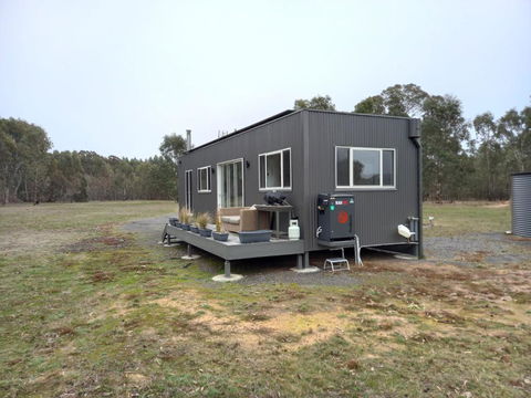 Redman View Luxury Lakeside Cabin - Accommodation in Bendigo 2