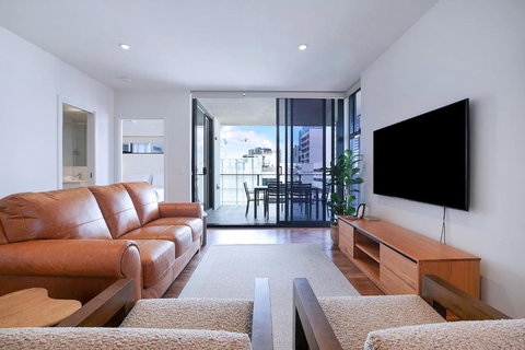 Regatta Hideaway - A Breezy Balcony Residence - Accommodation in Bendigo 0