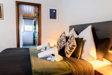 Reillys Wines Heritage Cottages - Accommodation in Bendigo 3