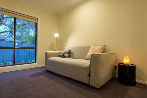 Relaxing 3bd In Tranquil Setting - Accommodation in Bendigo 2