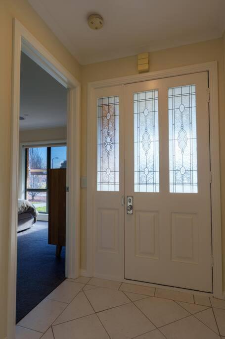 Relaxing 3bd In Tranquil Setting - Accommodation in Bendigo 3