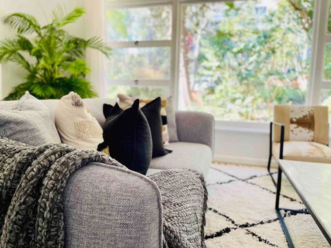 Renovated Charming & Cozy House (Walk To Station) - Accommodation in Bendigo 0