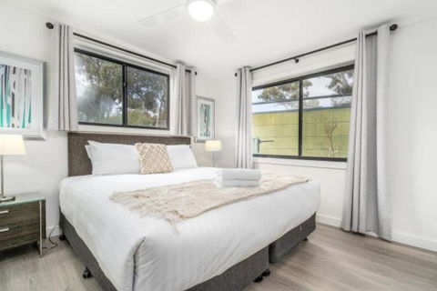 Renovated Townhouse Close To The CBD And Schools - Accommodation in Bendigo 0