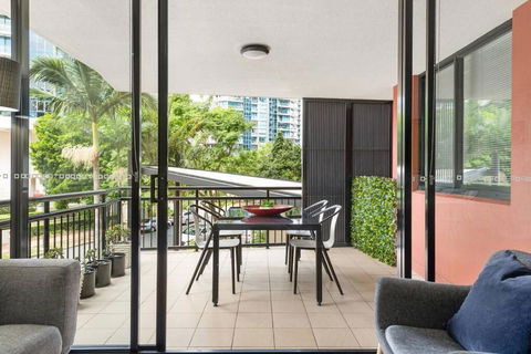 Resort Living - 10mins CBD - 2Bed / 2Bath / 1Car - Accommodation in Bendigo 1