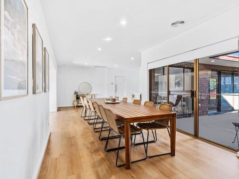 Retreat House - Accommodation in Bendigo 1