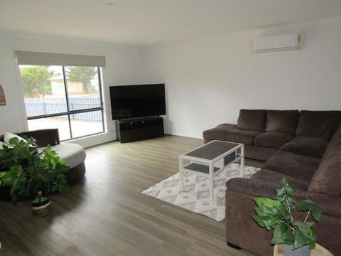 Retreat On Talbot - Accommodation in Bendigo 3