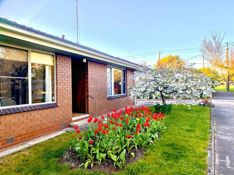 Retro Riverside Redan, Ballarat - Accommodation in Bendigo 0