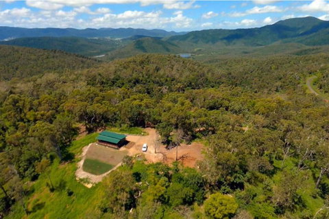 Ridge Cabin - Stunning Views - 5km From Neighbours - Accommodation in Bendigo 3