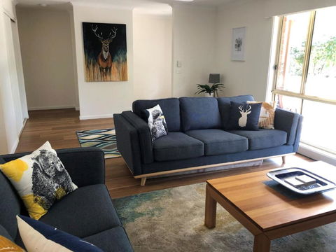Right In Bright - Accommodation in Bendigo 0