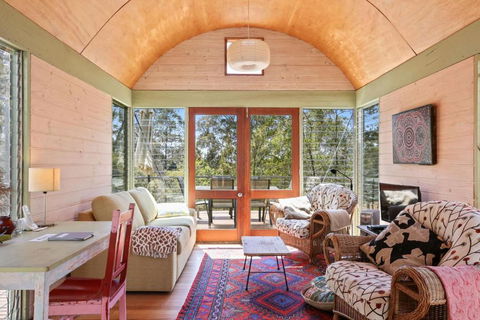 Rikkara Sanctuary 19 Rikkara Avenue Private Retreat - Accommodation in Bendigo 0