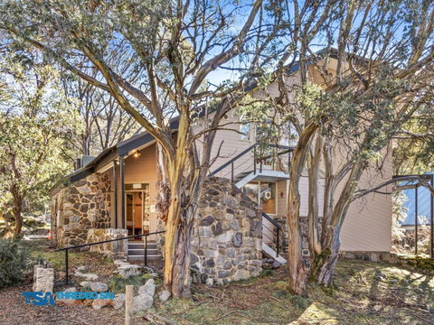 Rileys Run - Accommodation in Bendigo 0