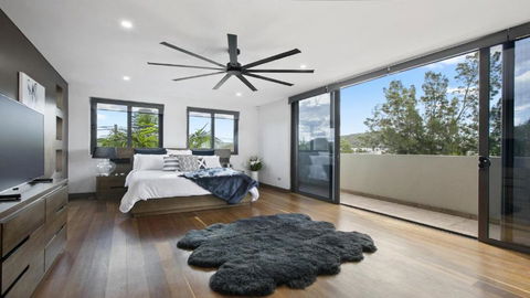 Riptides Booker Bay -Waterfront Apartment, Walk To Shops & Cafes - Accommodation in Bendigo 2