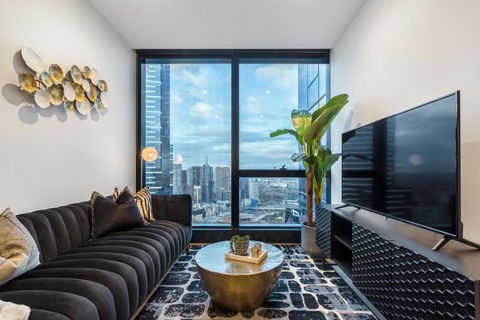 Ritzy Apartment In Iconic Australia 108 With Views - Accommodation in Bendigo 1