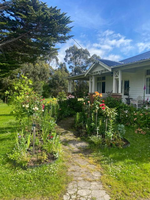 River Front Estate - Accommodation in Bendigo 0