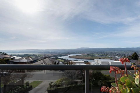 Riverview Escape - Accommodation in Bendigo 2