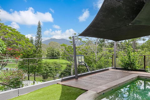 Riverview Homestead - Bring The Boat! - Accommodation in Bendigo 3