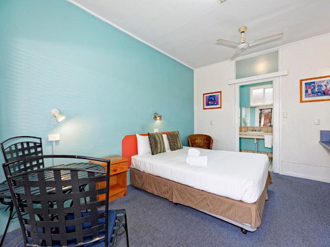 Riviera Motel Bundaberg - Accommodation in Bendigo 2