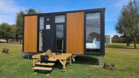 Roccos Retreat By Tiny Away - Accommodation in Bendigo 0