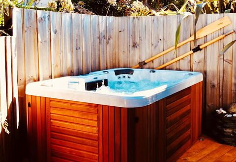 Rock Lobster - Accommodation in Bendigo 0