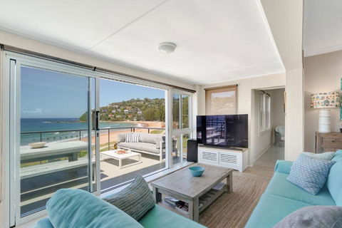 Rocklands Palm Beach Front - Accommodation in Bendigo 1