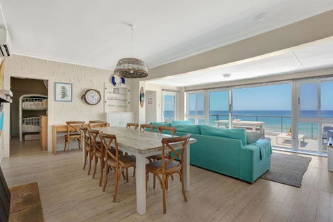 Rocklands Palm Beach Front - Accommodation in Bendigo 2