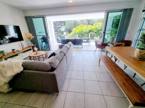 Rosalynda- Luxury Beachfront 3 BR Townhouse - Accommodation in Bendigo 3