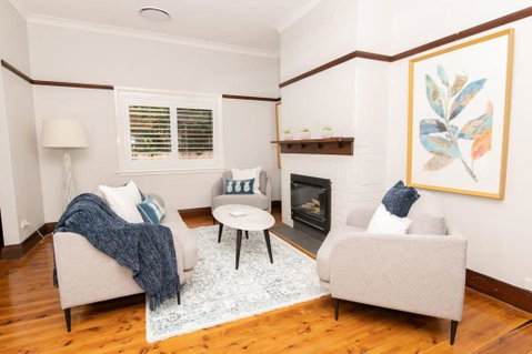 Rose Hill On Hamer, 1940s Charming Cottage Near Cook Park - Accommodation in Bendigo 2