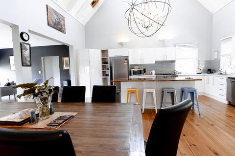 Rosella - Accommodation in Bendigo 1