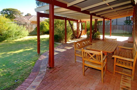 Rosewood Cottage - Accommodation in Bendigo 0