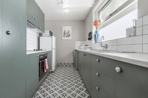 Rosewood Lodge - Cottage Charm Off High Street - Accommodation in Bendigo 1