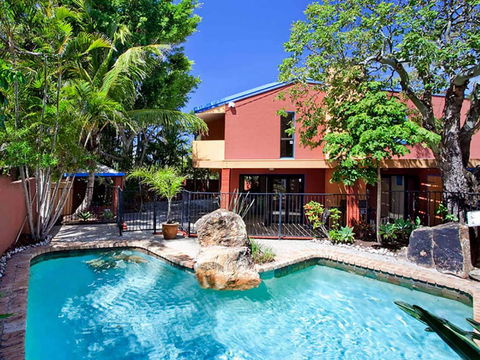 Ross Cres Spacious Private Beach House - Accommodation in Bendigo 0