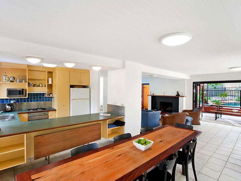 Ross Cres Spacious Private Beach House - Accommodation in Bendigo 3