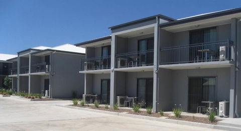 Royal Motel Miles - Accommodation in Bendigo 0
