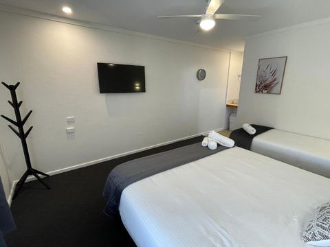 Royal Hotel Motel Scone - Accommodation in Bendigo 2