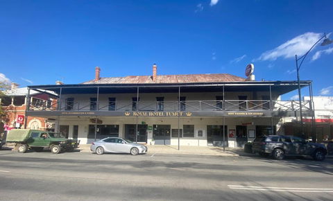 Royal Hotel - Accommodation in Bendigo 1