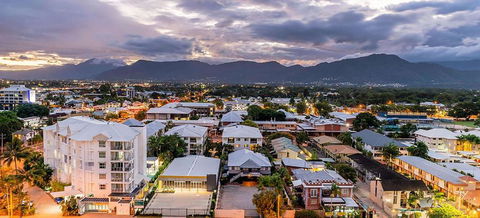 Rydges Esplanade Resort Cairns - Accommodation in Bendigo 3