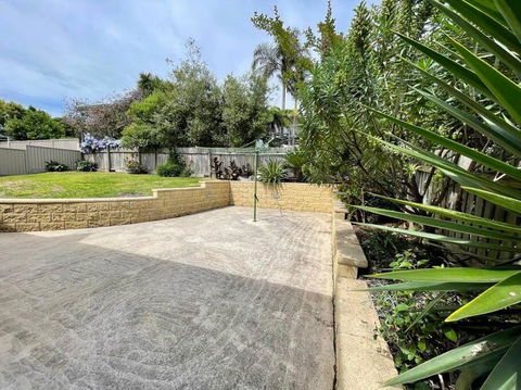 Sails To Sea - 4 Bedroom Pet Friendly Private Pool - Accommodation in Bendigo 2