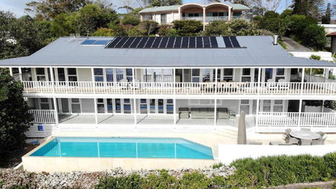 Salt Deck - The Upper Deck Accom Holiday - Accommodation in Bendigo 0