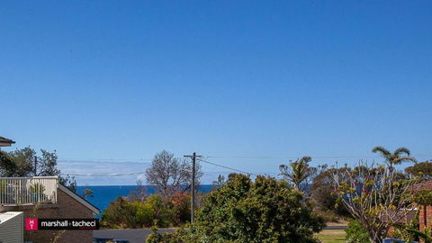 Salt Water Villa Bermagui Four Bedroom Central Location With Wifi - Accommodation in Bendigo 1