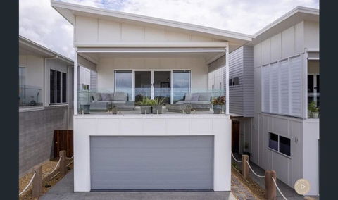 Salt Zen Holiday Townhouse - Accommodation in Bendigo 0