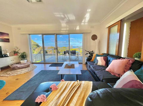 Saltwater Haven - Pets Welcome. Wifi. Amazing View - Accommodation in Bendigo 1