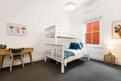 Salty Pines - 3BR House Glenelg South - Accommodation in Bendigo 3