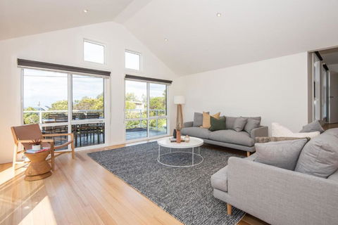 Salty Shores Smiths Beach - Accommodation in Bendigo 2