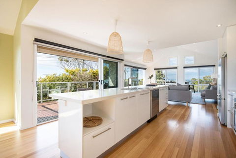 Salty Shores Smiths Beach - Accommodation in Bendigo 3