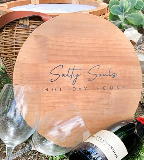 Salty Souls - Accommodation in Bendigo 0