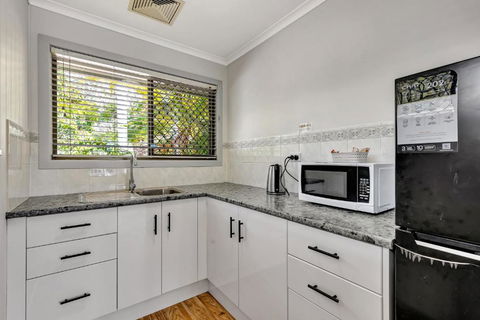 Sanctuary Lakes Fauna Retreat - Accommodation in Bendigo 2