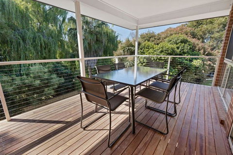 Sanctuary - Accommodation in Bendigo 2